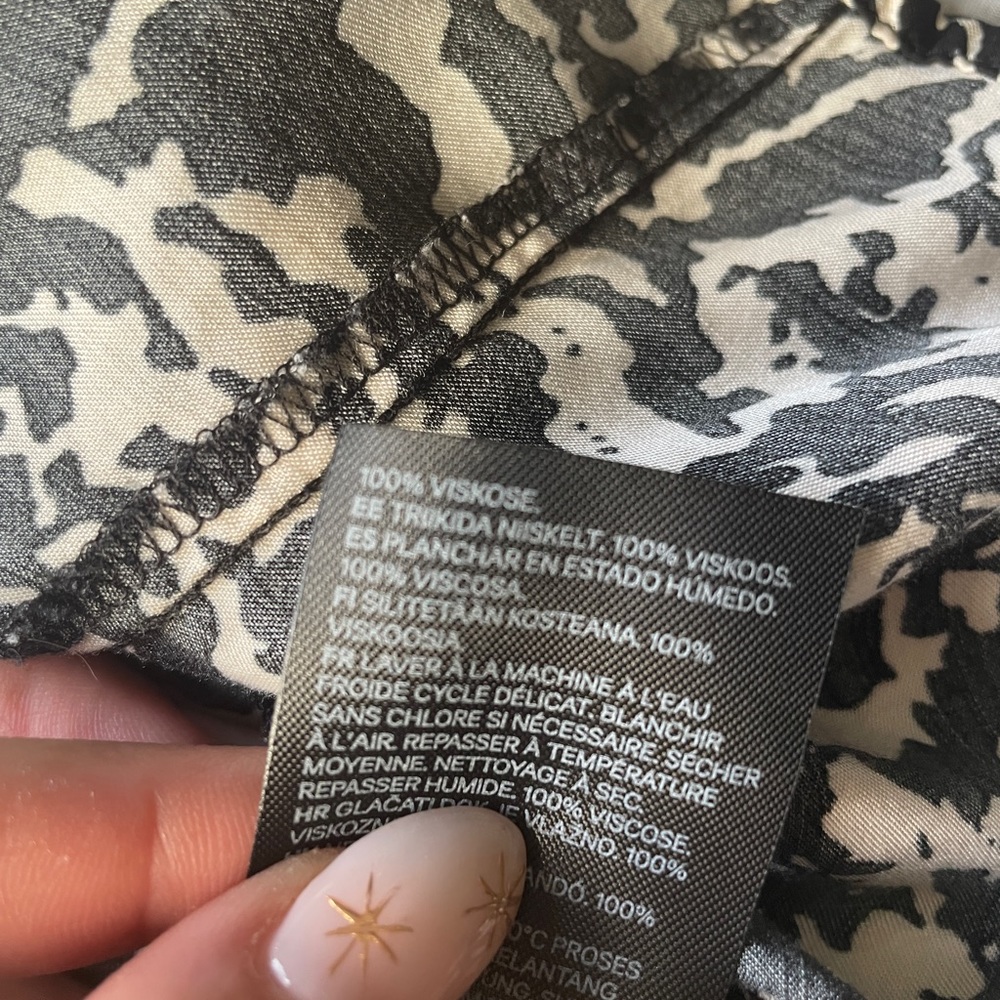 H&M blouse - Picture 5 of 6